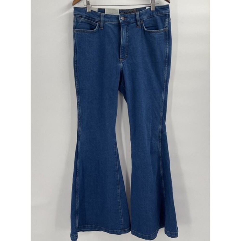 Madewell‎  Wrangler High Rise Flare Jeans Size 32X36